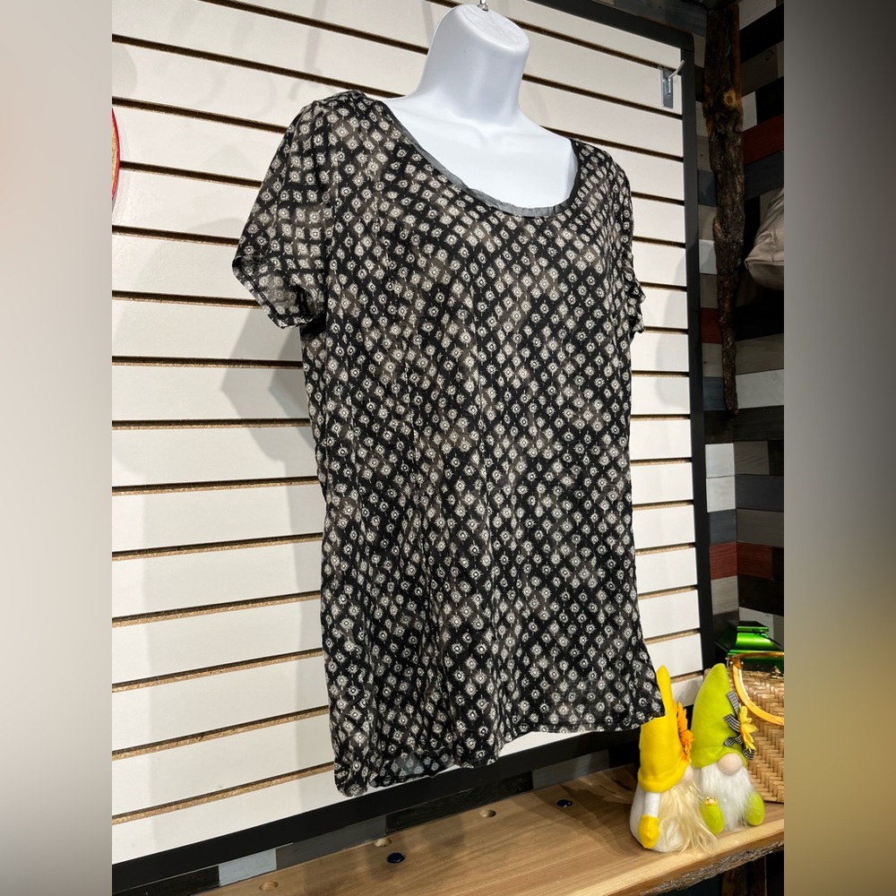 Simply Vera tee size large - Picture 3 of 8